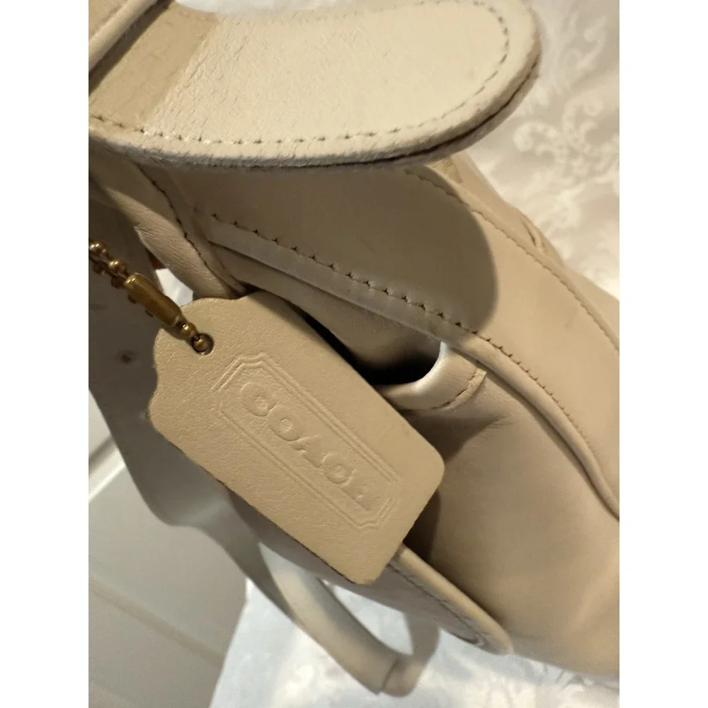 Coach Vtg Whitney Shoulder Bag Leather USA Bone White 4115 rounded front flap